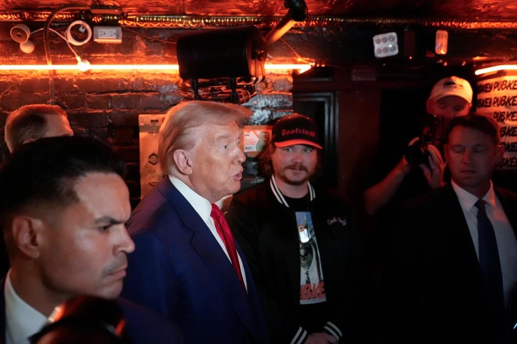 Trump becomes first US President to complete Bitcoin transaction at NYC bar