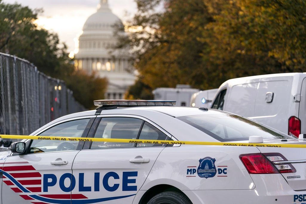 Three police officers injured in Washington standoff triggered by attempted animal cruelty arrest