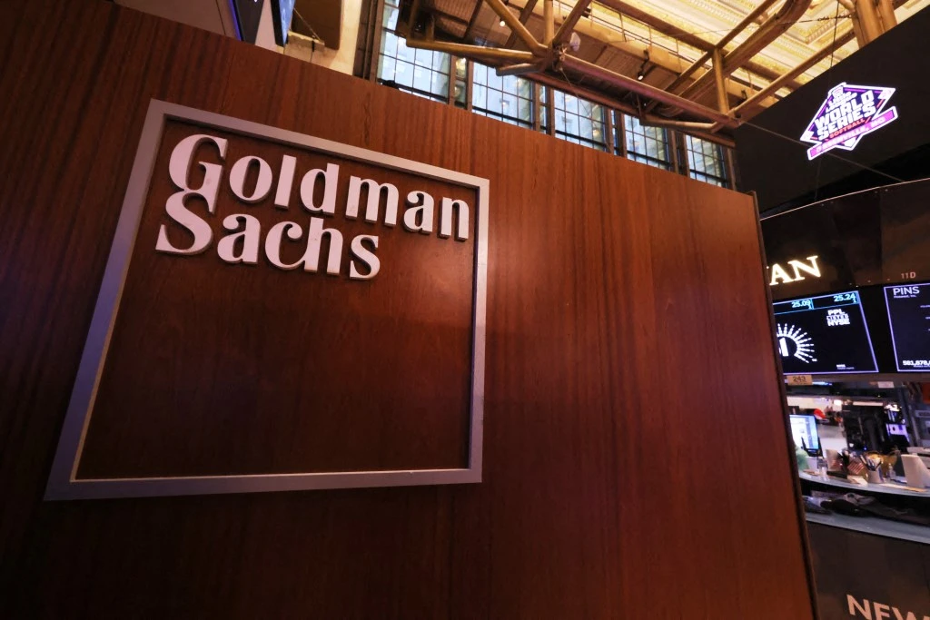 Goldman Sachs anticipates Turkish lira to depreciate to 42 against dollar