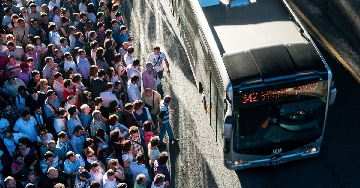 Istanbul increases public transport fares by up to 22.19%