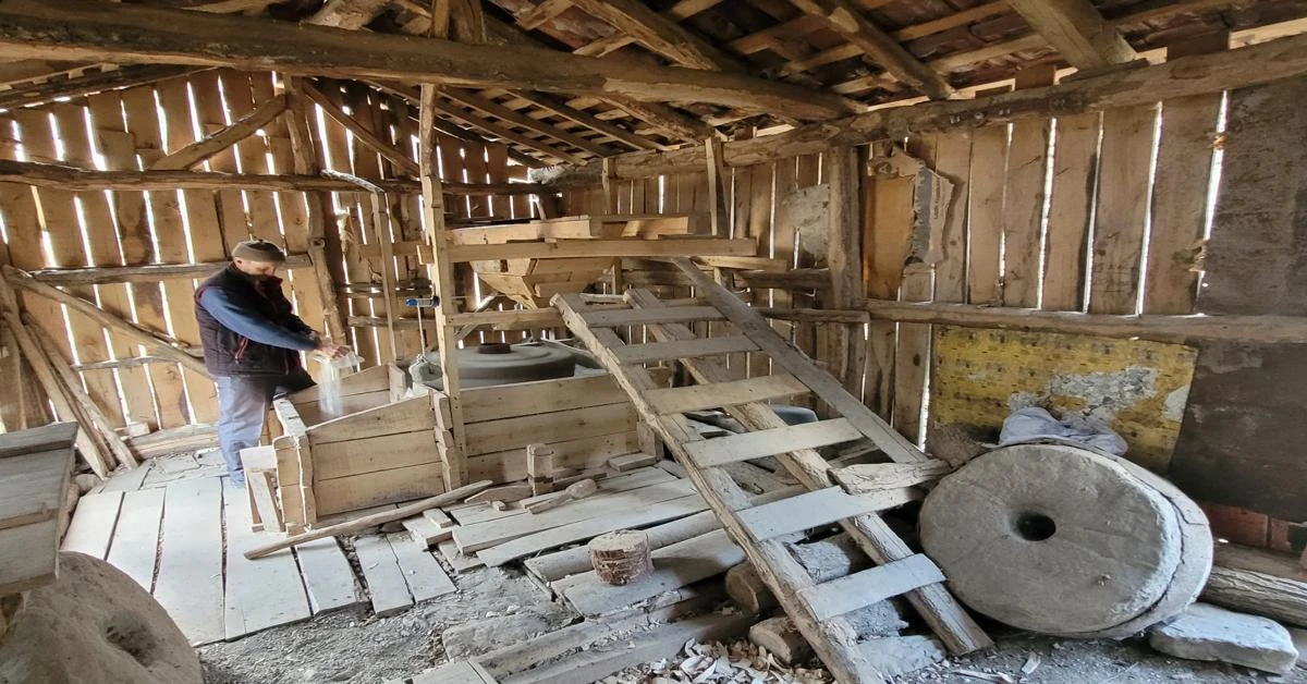 200-year-old watermill in Samsun, Türkiye, still in operation