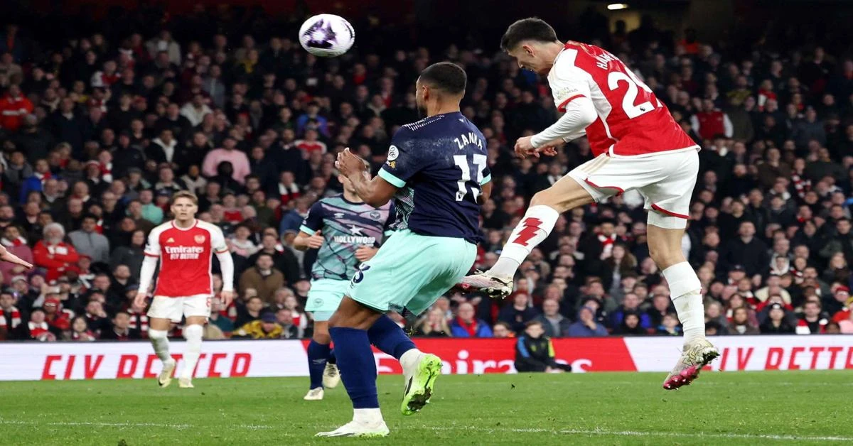 Arsenal top Premier League's table temporarily with Late Havertz goal