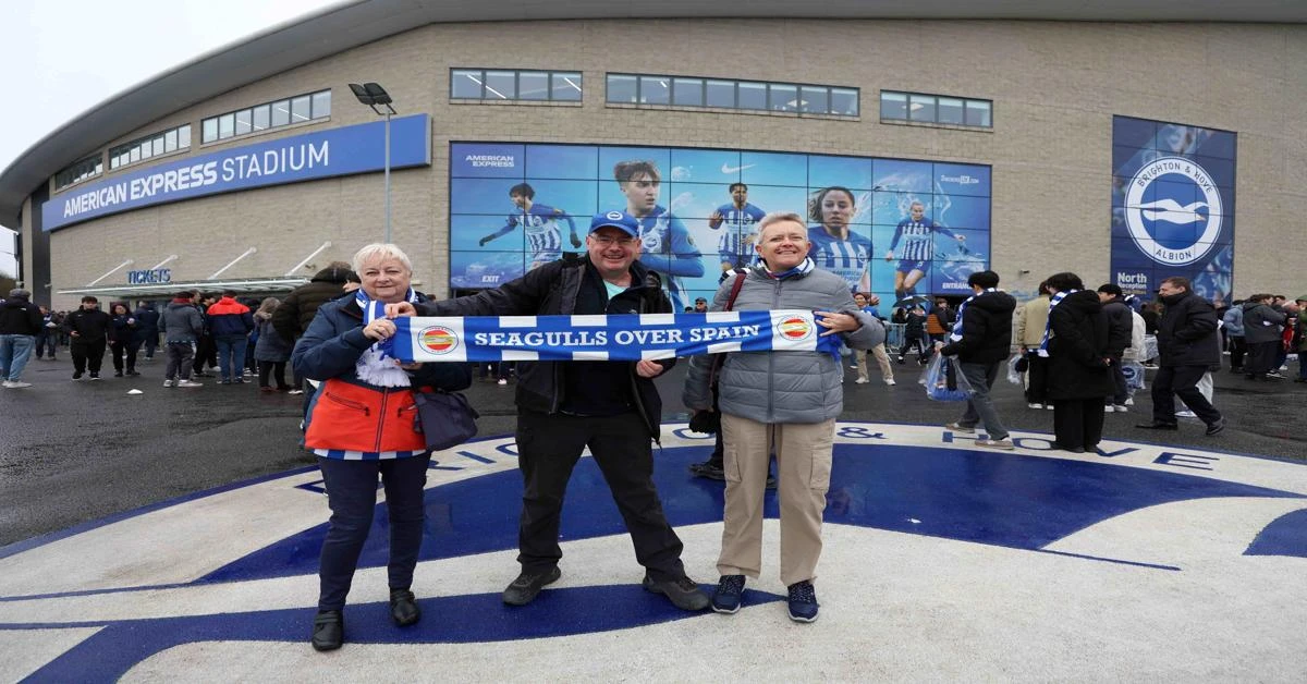 Brighton fans face Roma despite 4-0 deficit