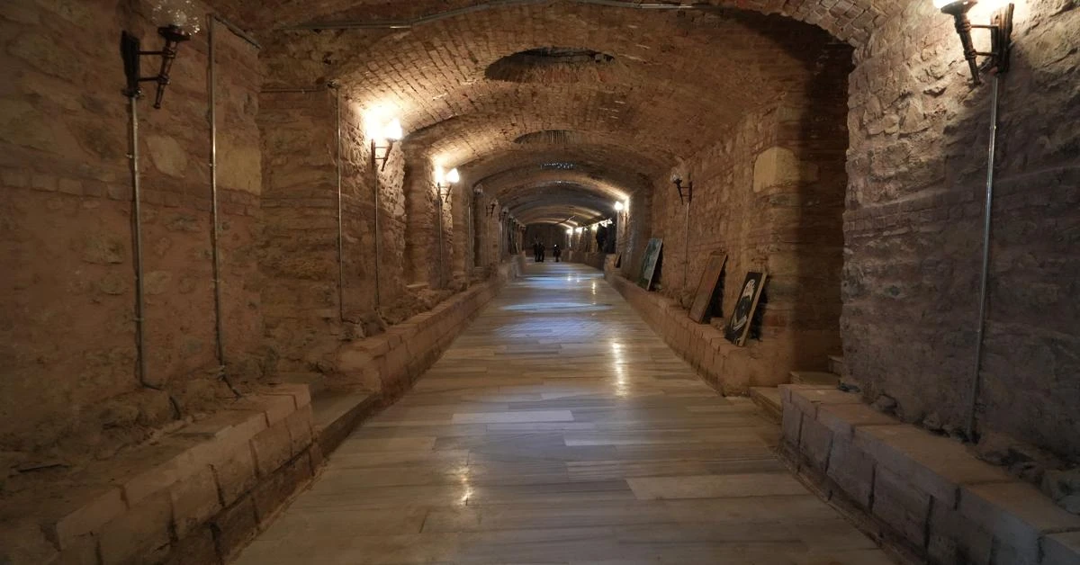 Century-old hidden tunnel underneath Istanbul's Rumeli Han discovered