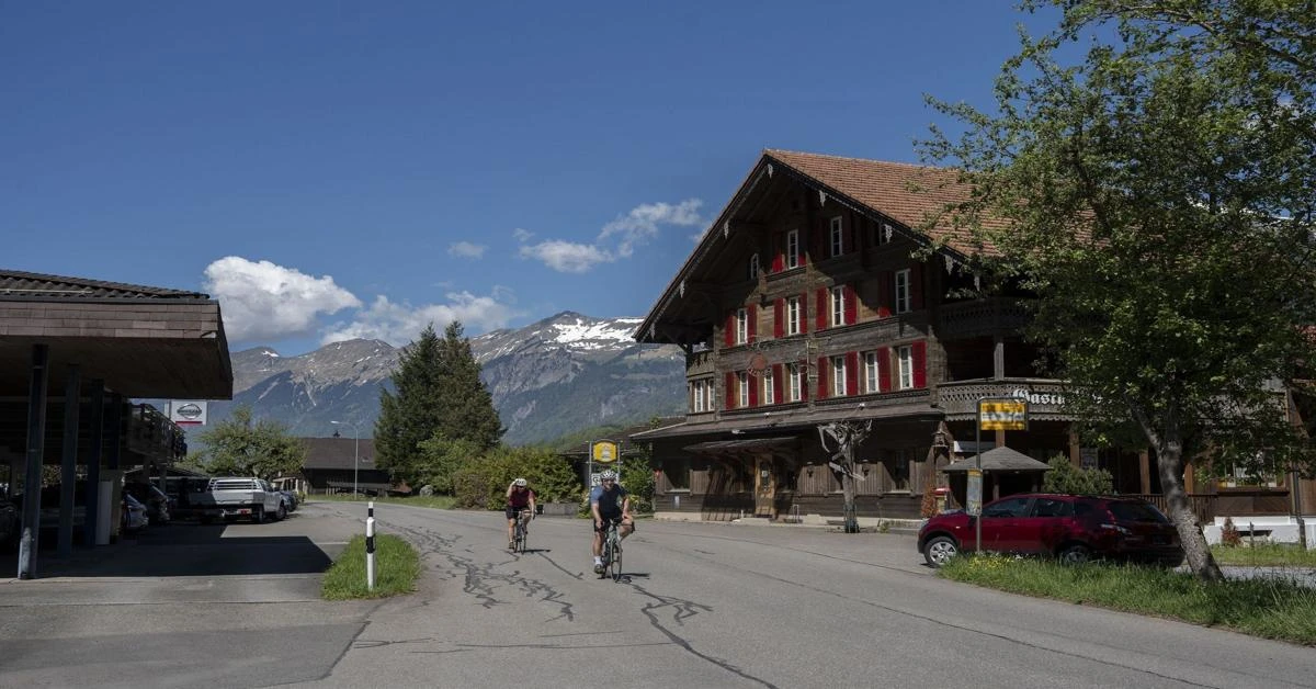 Century-old Swiss hotel under spotlight amid F-35 deployment and espionage concerns