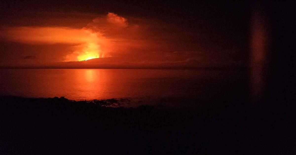 Ecuador's La Cumbre Volcano erupts in Galapagos Archipelago