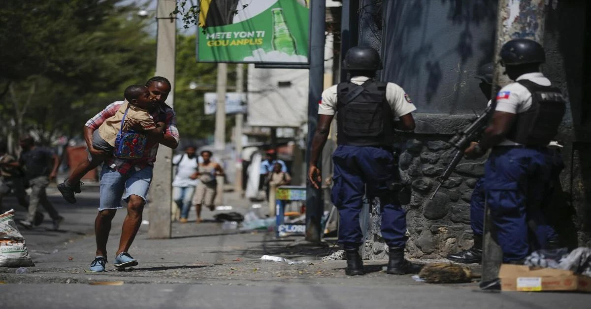 Haiti in turmoil as thousands flee gang violence