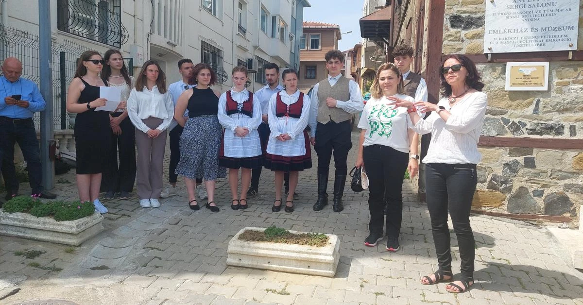 Hungarian students visit Turkish museum where Hungarian prince took refuge