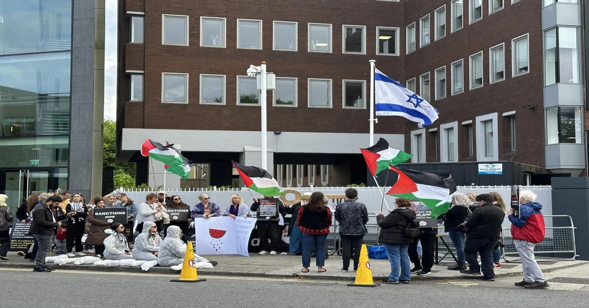 Irish call for a cease-fire for Gaza outside Israeli Embassy