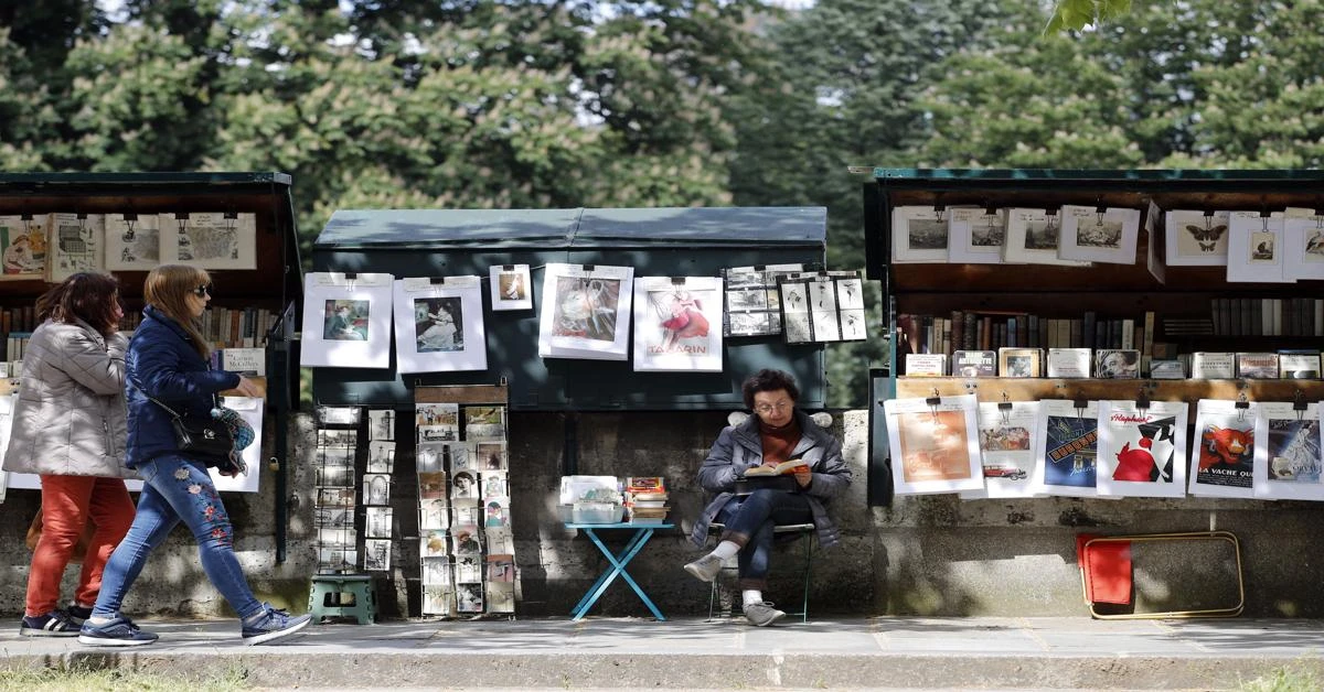 Macron's plans to relocate iconic bookshops ahead of Olympics canceled