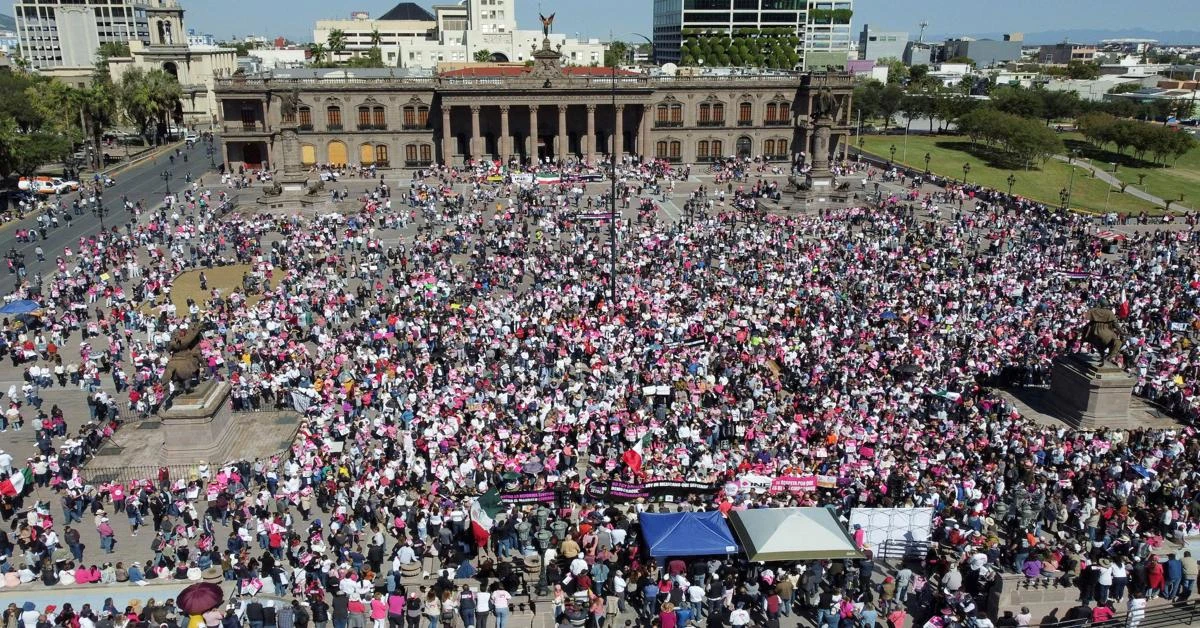 Mexico City protests surge against electoral authority changes