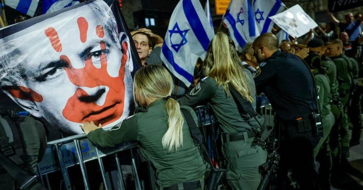 Nationwide protests in Israel call for Netanyahu's resignation over Gaza conflict