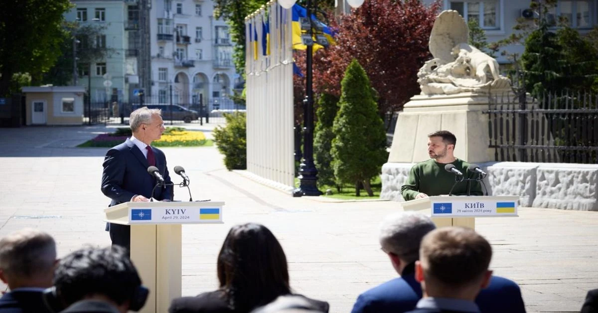 NATO Secretary General Stoltenberg meets with Ukrainian President Zelenskyy in Kyiv