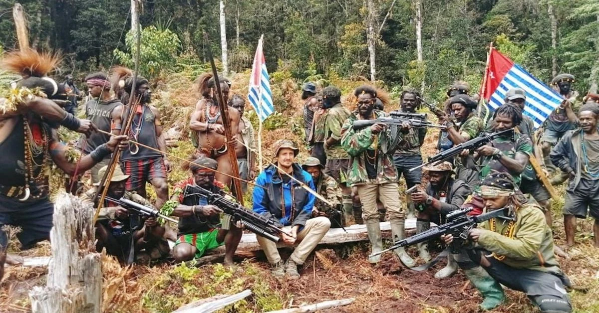 New Zealand FM urges Papua separatists to free pilot