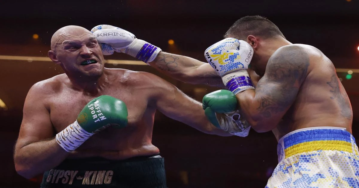 Oleksandr Usyk becomes World Heavyweight Champion