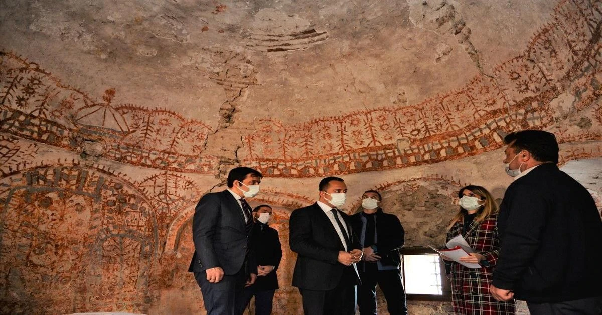 Researchers discover 18th-century Shamanic drawings at Tomb of Isa Sofi