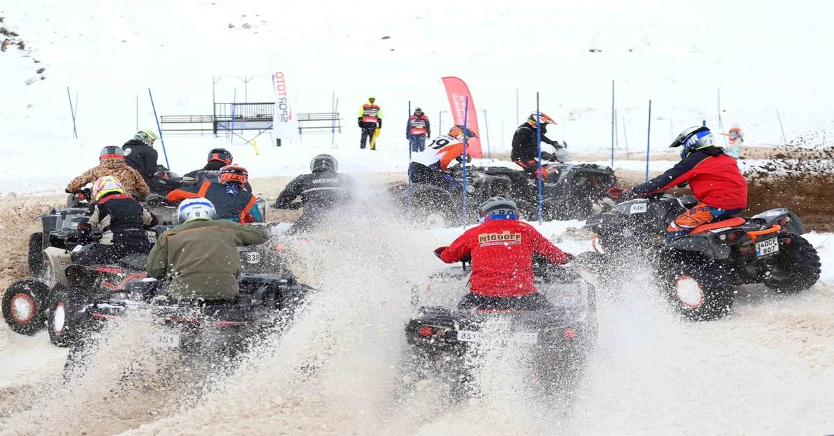 Snowmobile enthusiasts gather at Erciyes for Snowcross World Championship Event