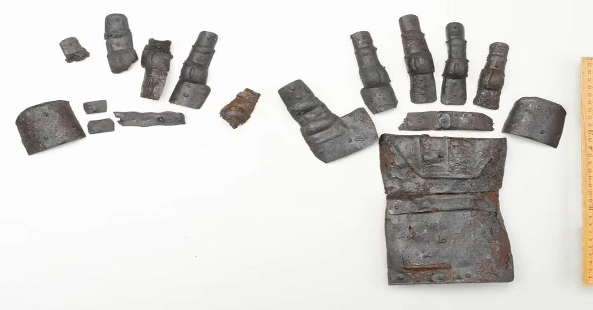 Swiss archeologists reassemble 14th-century gauntlet fragments