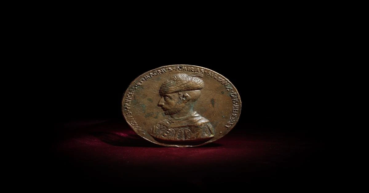 'Talismanic medallion' from princedom period of Sultan Mehmet II to go on sale in London