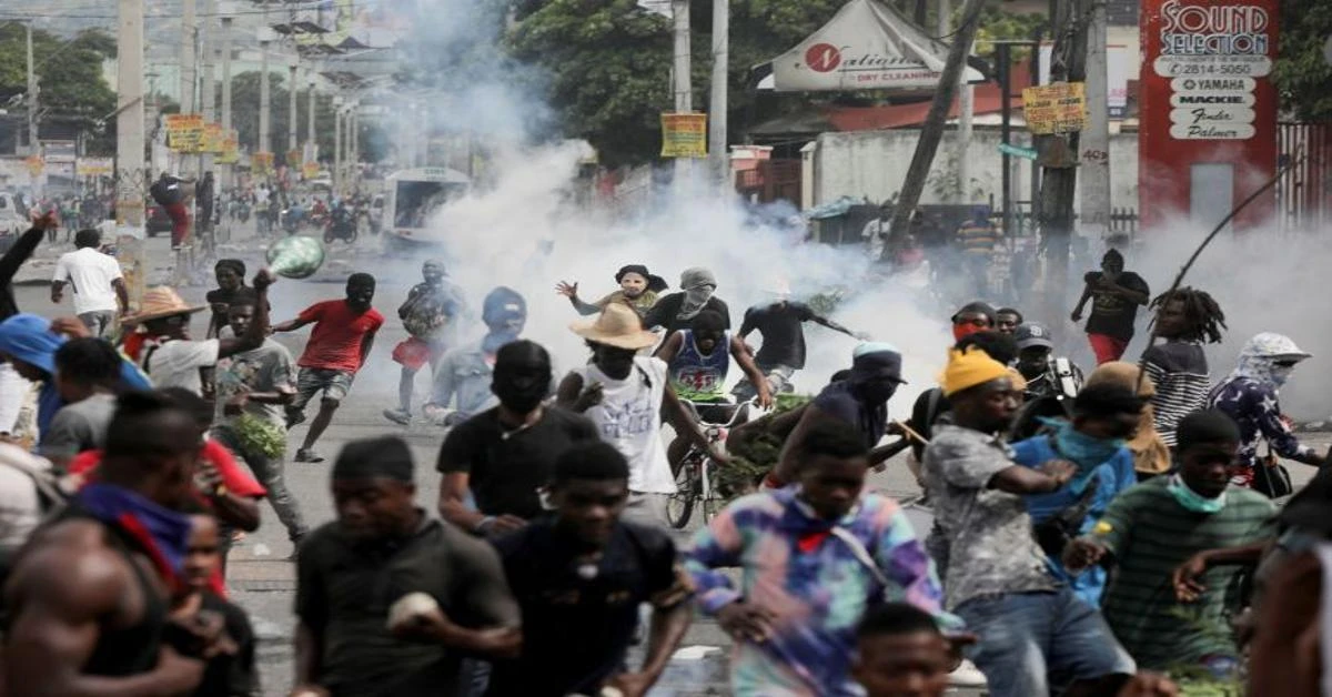 Thousand of Haitians protest against the unelected government