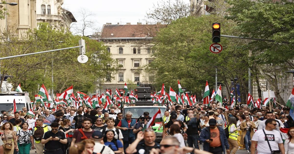 Thousands protest Hungarian PM Orban in downtown Budapest