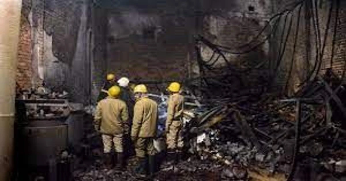 Tragic fire claims 11 lives in Delhi paint factory fire