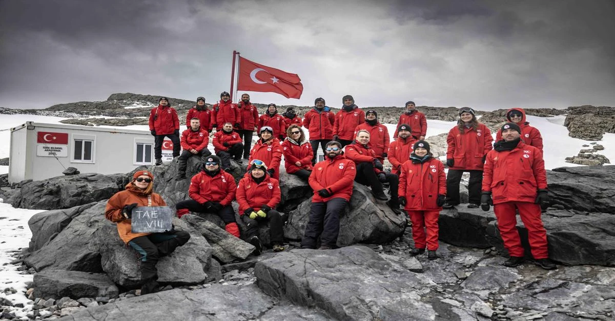 Türkiye's 8th Antarctic expedition completes 36-day journey