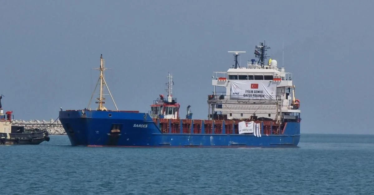 Türkiye's 8th humanitarian aid ship reaches El-Arish port for Gazans