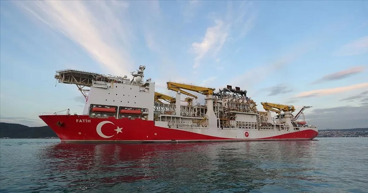 Türkiye's drillship Fatih begins operations in Black Sea