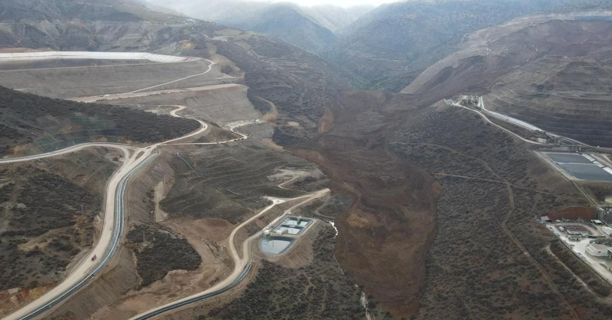 Türkiye withdraws permit of gold mine after tragic landslide