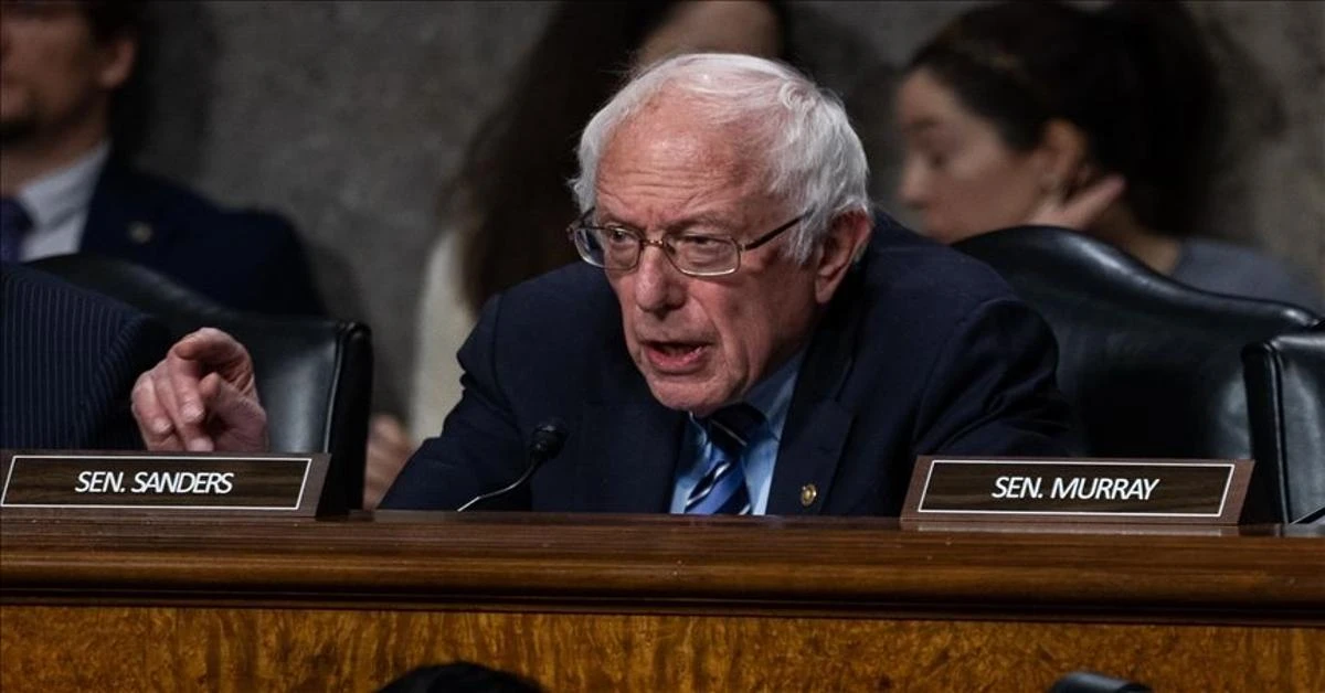 US Sen. Sanders condemns bigotry on college campuses