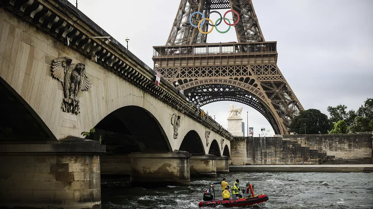 Paris Olympics struggle with heat, food shortages and thefts