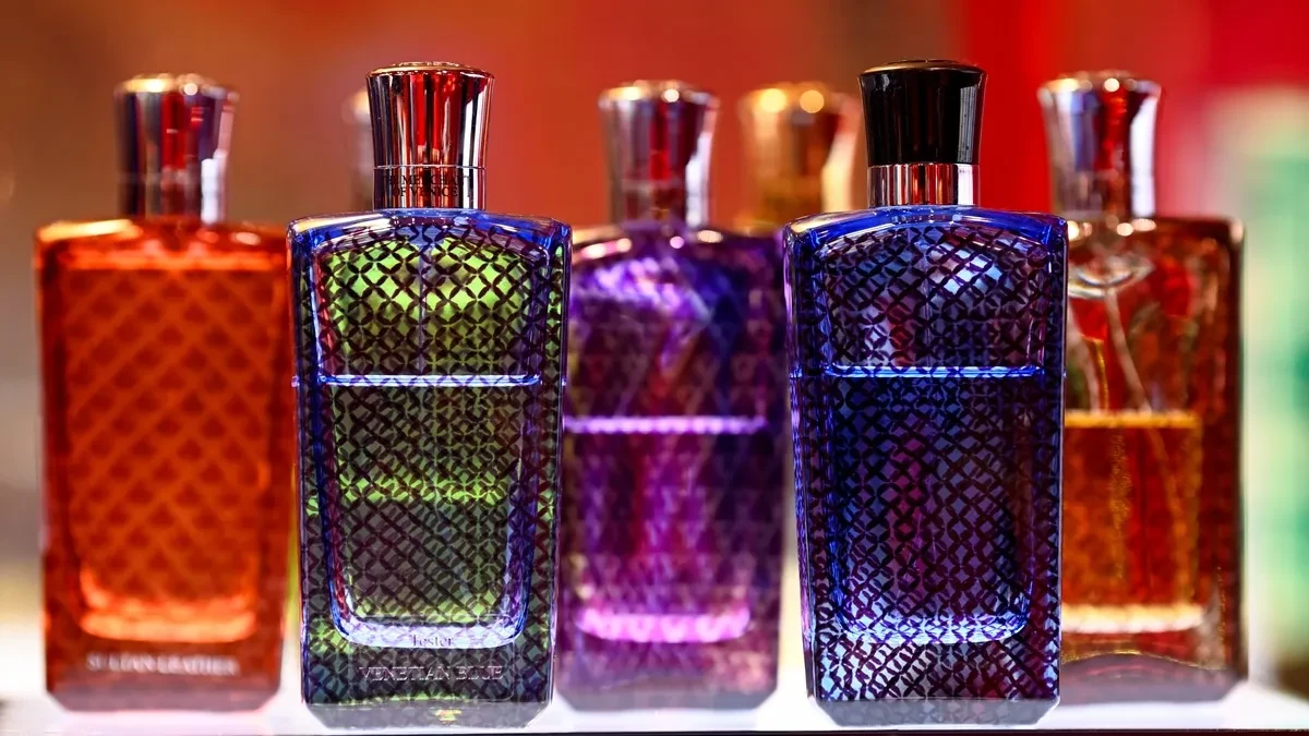 Istanbul authorities seize over 4,500 counterfeit perfumes