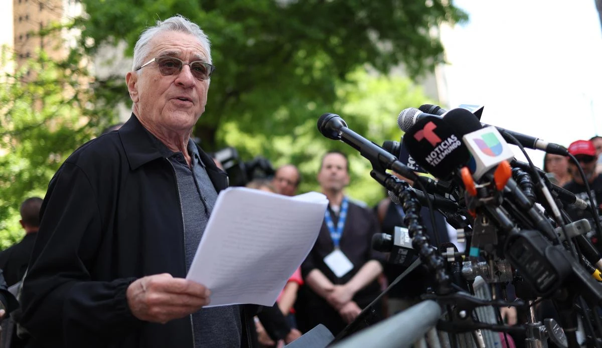 Robert De Niro warns of dictatorship if Trump is reelected during New York court appearance, calling the former US President "clown"