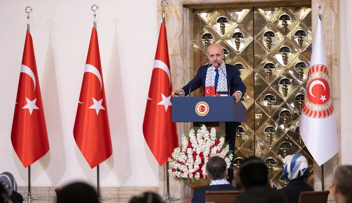 Turkish Parliament Speaker hosts iftar with guests from Gaza