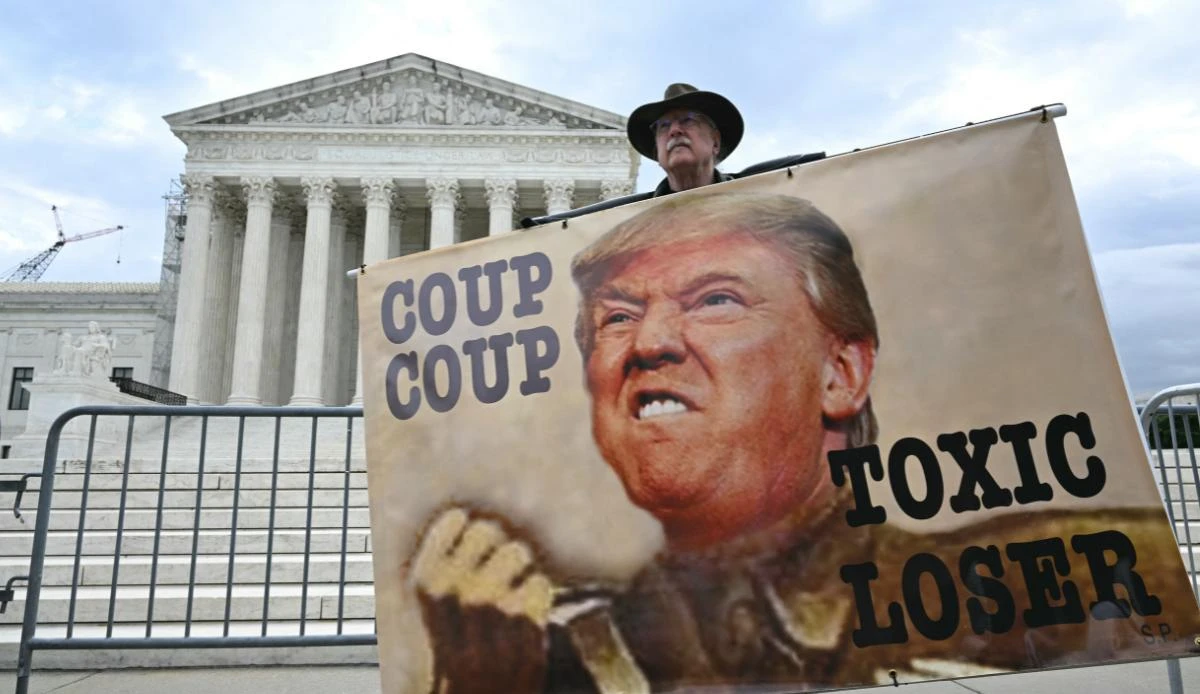 US Supreme Court considers Trump's claim of immunity from prosecution