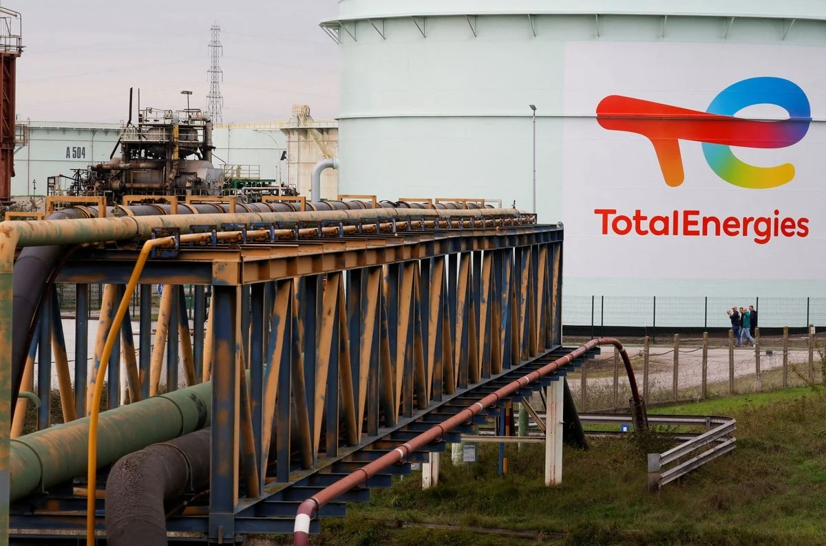 Türkiye to sign 10-year LNG deal with Total Energies, starting in 2027