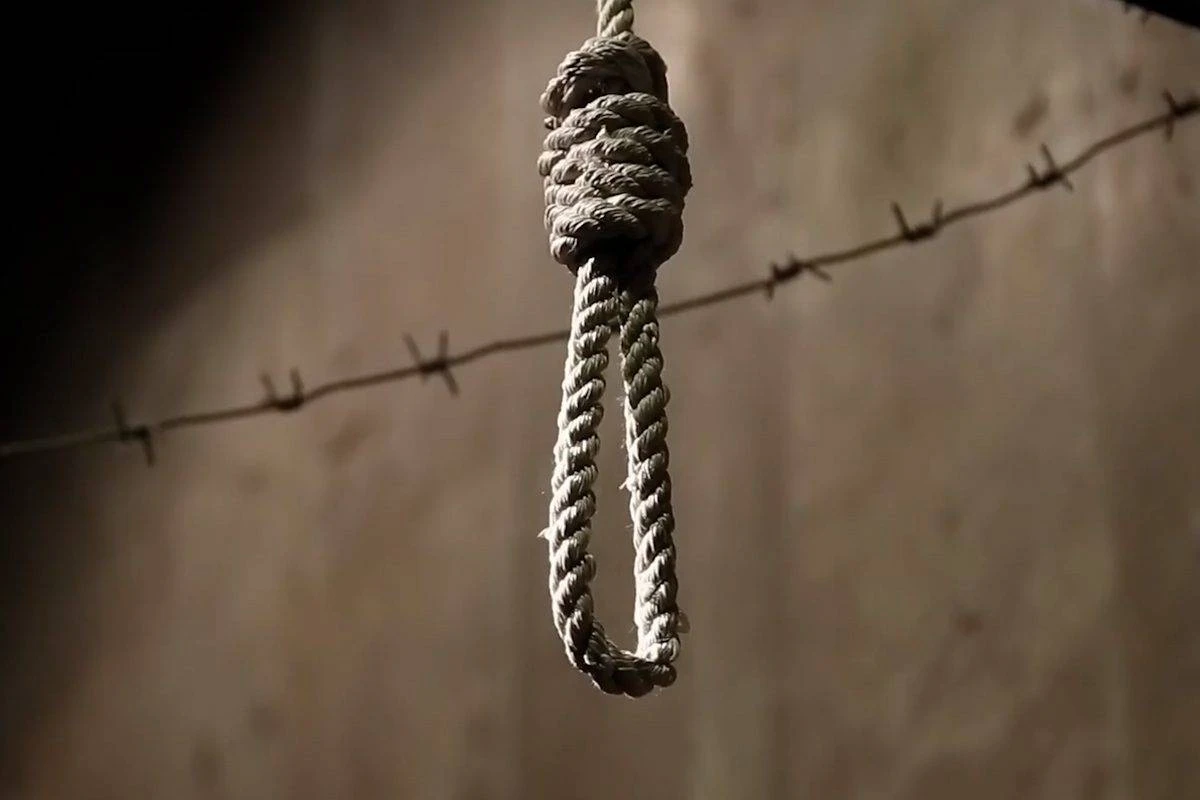 Iraq executes 21 convicts, including woman, on terrorism charges