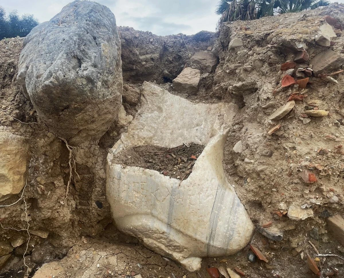 A fragment of an Archaic Kouros statue, a young male figure, discovered in Kuşadası, Aydın, eroded by the waves on February 13, 2025.