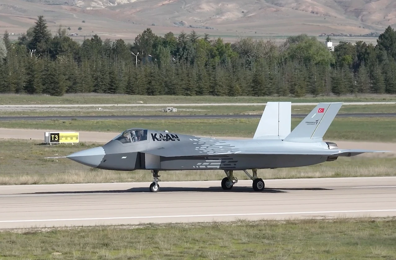 Türkiye's KAAN fighter jet advances with new prototypes, indigenous engine plans
