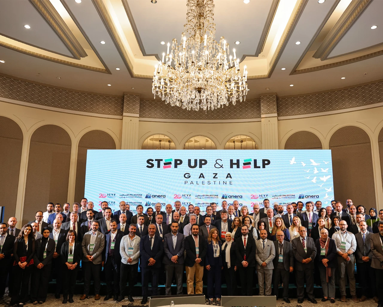 Participants poses for the press at the "Step Up & Help Gaza