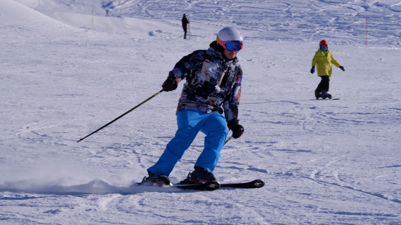 Türkiye's ski resorts open nationwide for winter season