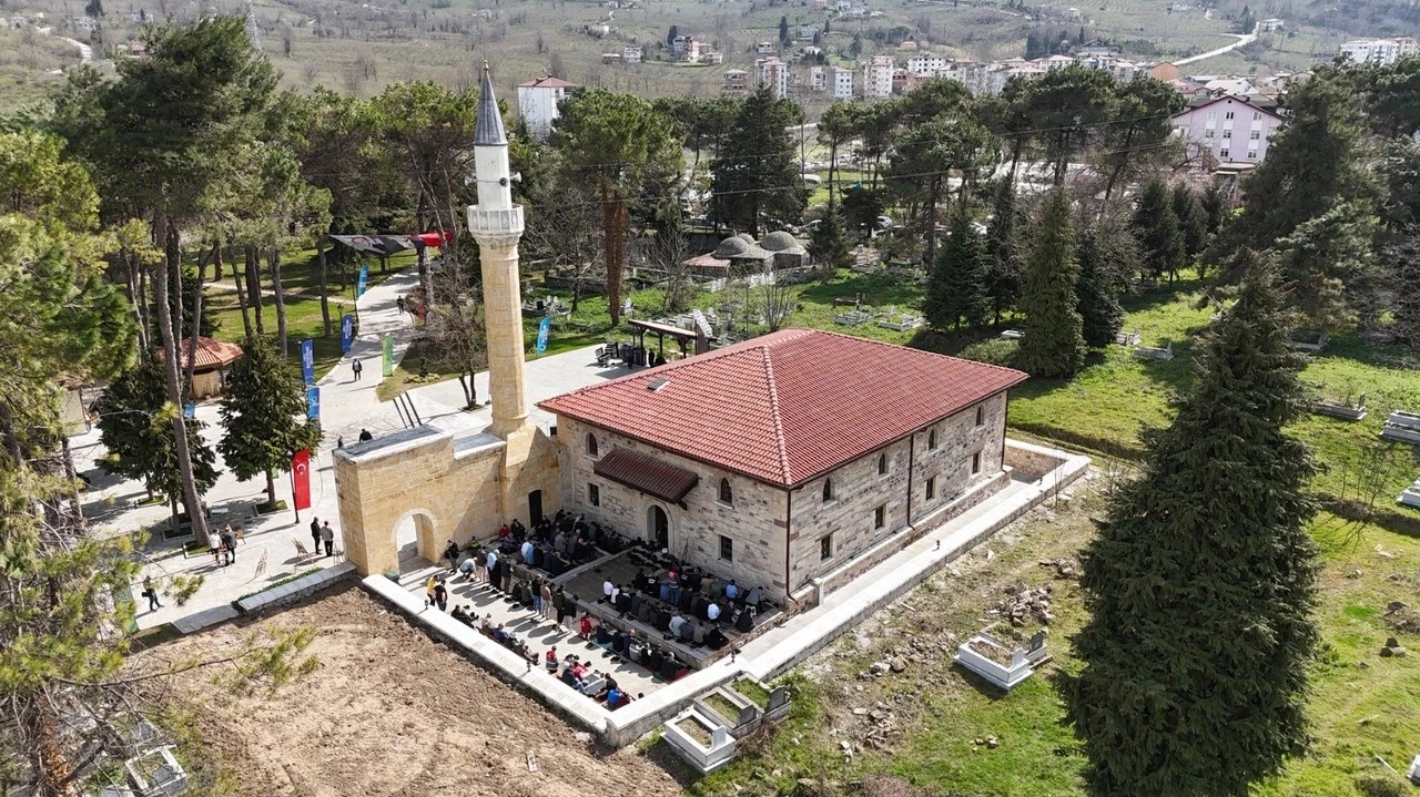 Aerial view of the 600-year-old Eskipazar (Bayrambey) Mosque in Ordu, captured by a drone