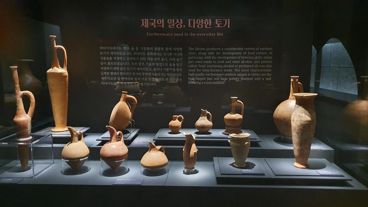 Artifacts from Corum, Bogazkoy, and Alacahoyuk museums showcased at the "Hittites" exhibition in South Korea.