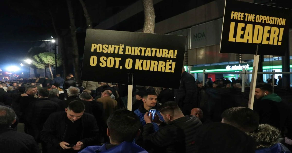 Albania's opposition supporters protest alleged corruption Türkiye Today