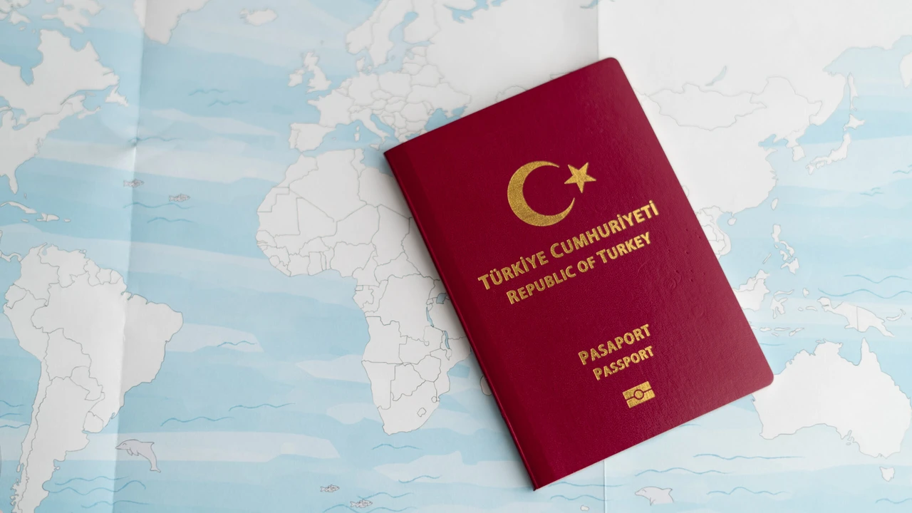 Controversy erupts over mandatory Dutch integration exam for Turkish citizens