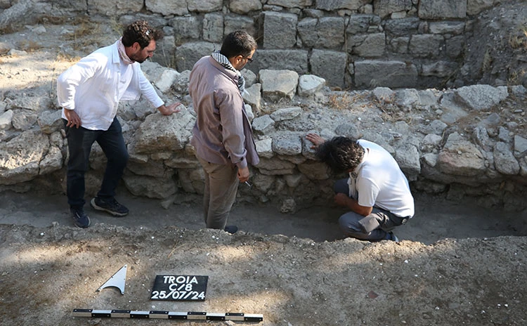 Excavations in Türkiye aim to uncover traces of Trojan War’s destruction – Türkiye Today