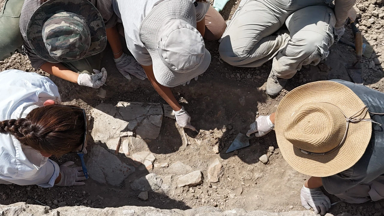 Ancient tomb uncovered in Türkiye’s 'village of mice' at Apollo Smintheion Sanctuary