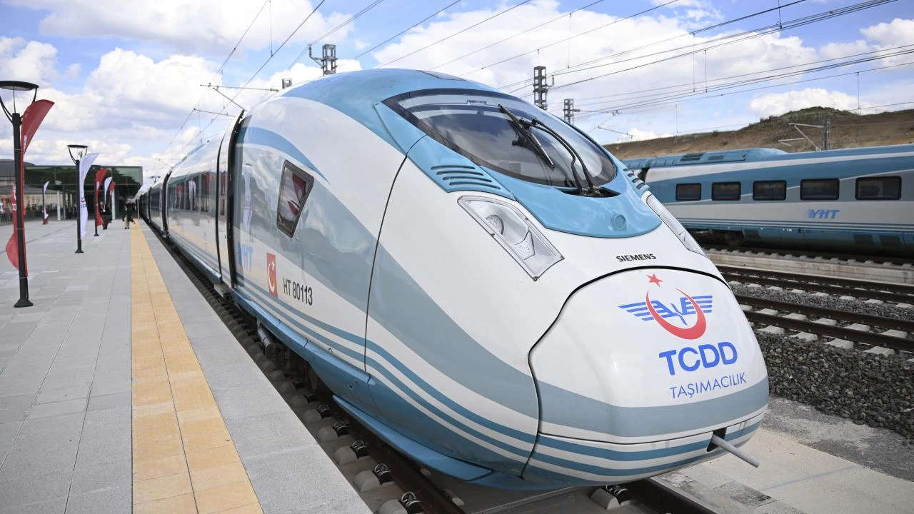 Türkiye plans to double high-speed rail network by 2027