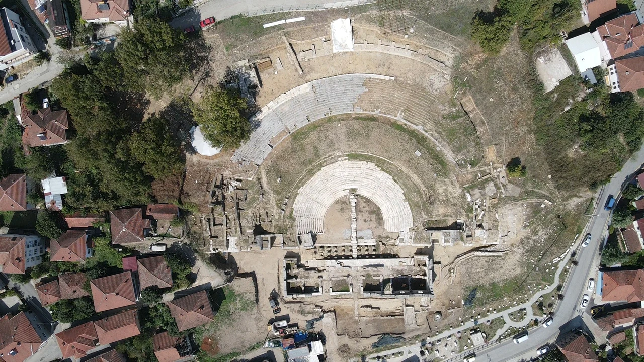 Mysteries unveiled at Türkiye's Prusias ad Hypium: Ancient statues, hidden tunnels